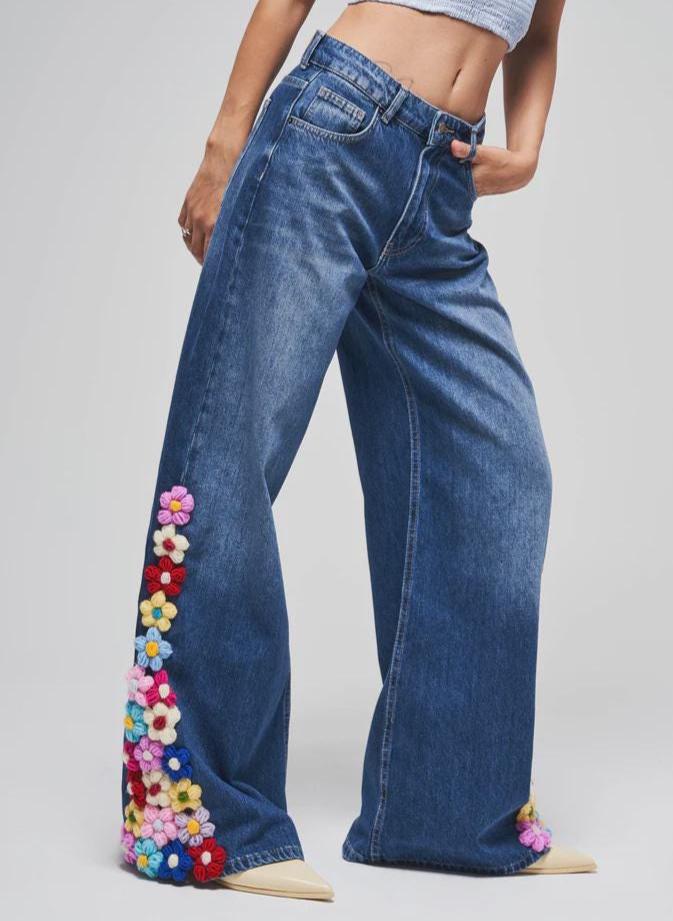 Women’s Dark Wash 3D Floral Appliqué Jeans